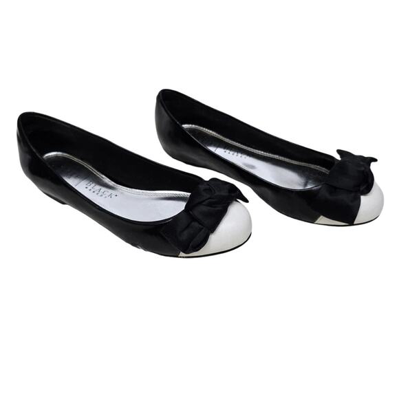White House Black Market WHBM Ballet Flats Bow Front Cap Toe Size 6M Slip-On - Picture 1 of 9